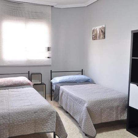 Acogedor Apartamento En Burriana Centro Luaran gambar