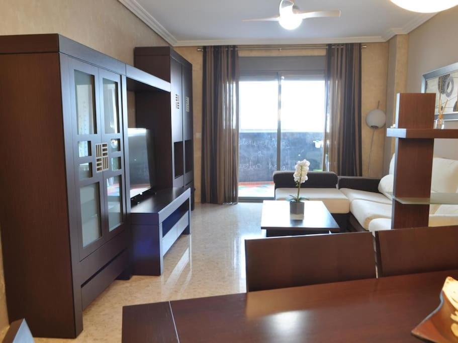Acogedor Apartamento En Burriana Centro Luaran gambar